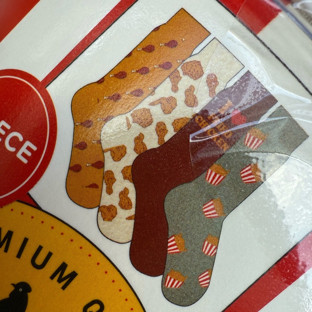 Men’s 4PC Fried Chicken Crew Socks - Picture 5 of 7